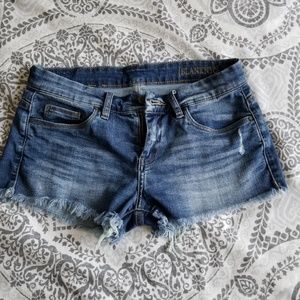 Blank NYC raw hem shorts size 26